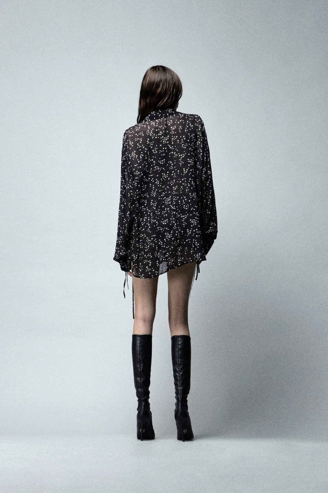 WIZZY BLOUSE